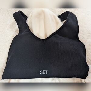 SET Active Black Active Top